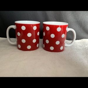 Pottery barn vintage Chloe red with white spot mug
